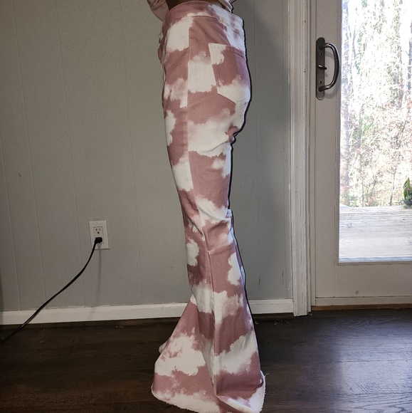 NWT Dolls Kill Trendy, Bad Ass Pink Clouds Stretchy Jeans - Picture 8 of 10